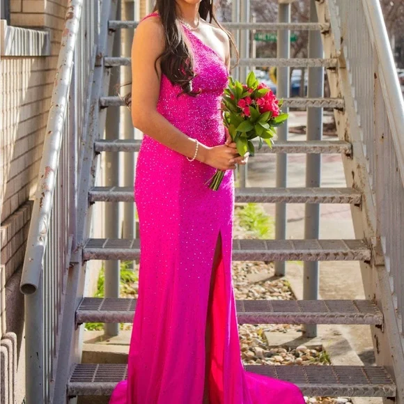 Faviana glamour one shoulder prom dress